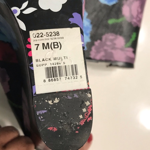 Betseyville shoes - Picture 3 of 4